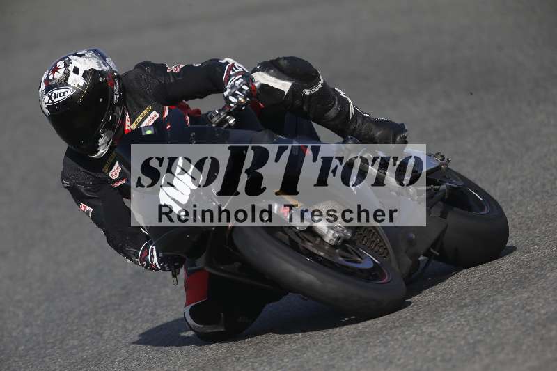 /Archiv-2024/02 29.01.-02.02.2024 Moto Center Thun Jerez/Gruppe gruen-green/100